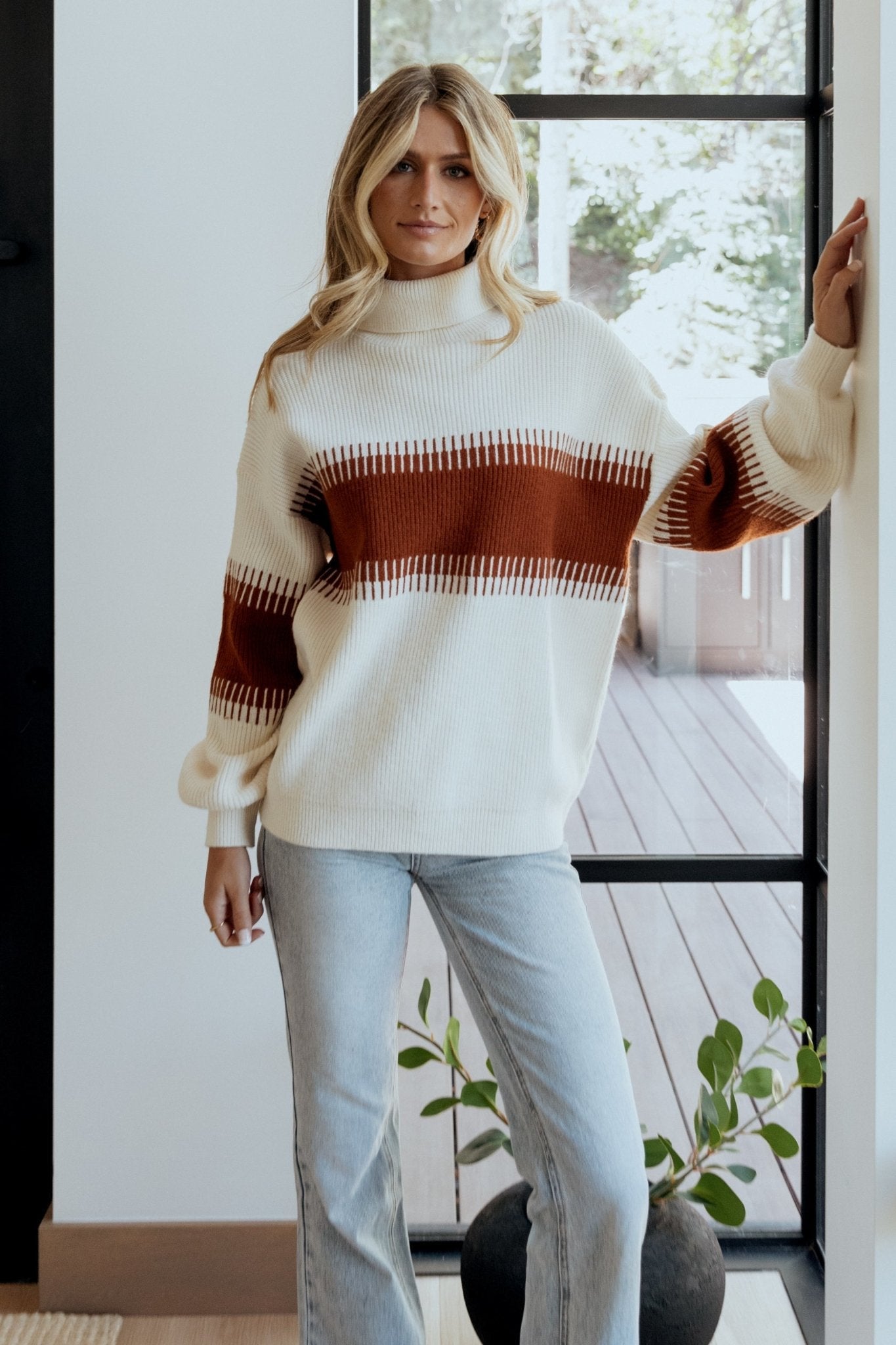 Antonov Turtle Neck Sweater | Cream + Spice