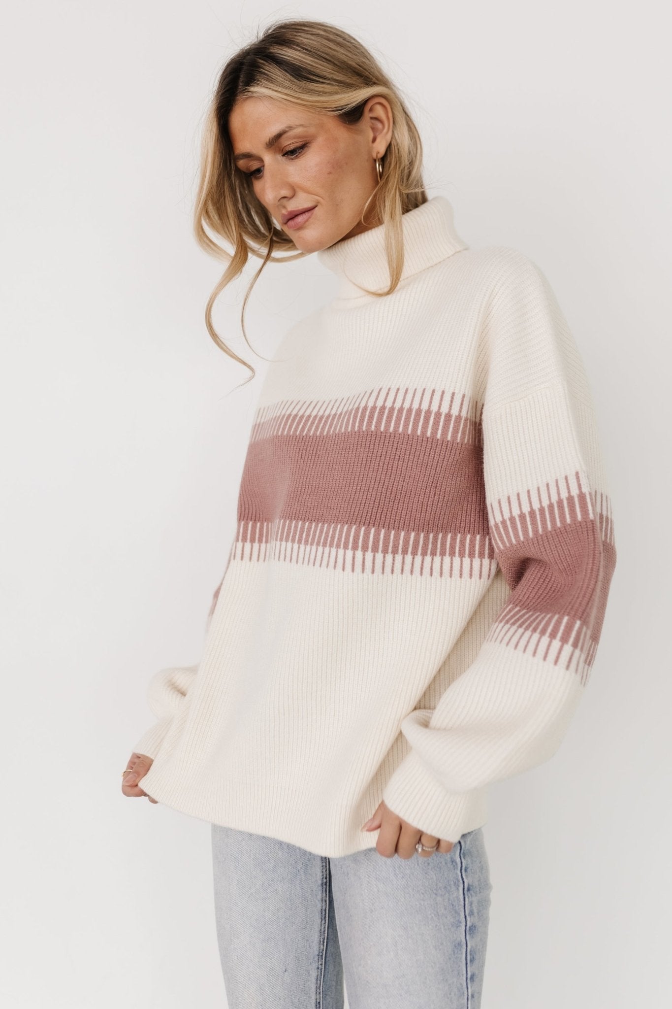 Antonov Turtle Neck Sweater | Mauve + Cream