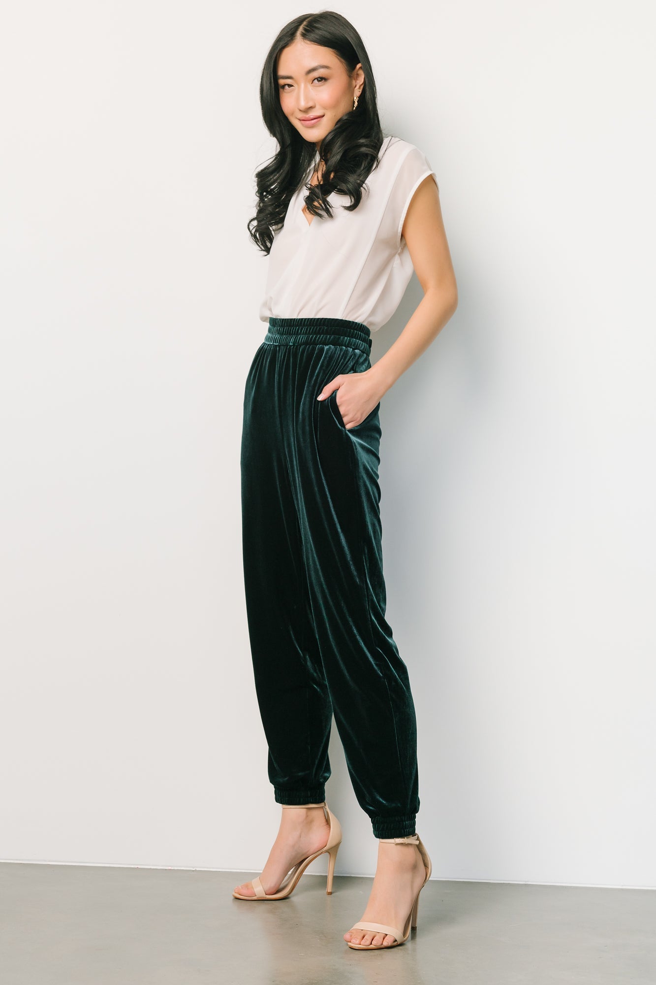 Archie Velvet Jogger Pants | Dark Green