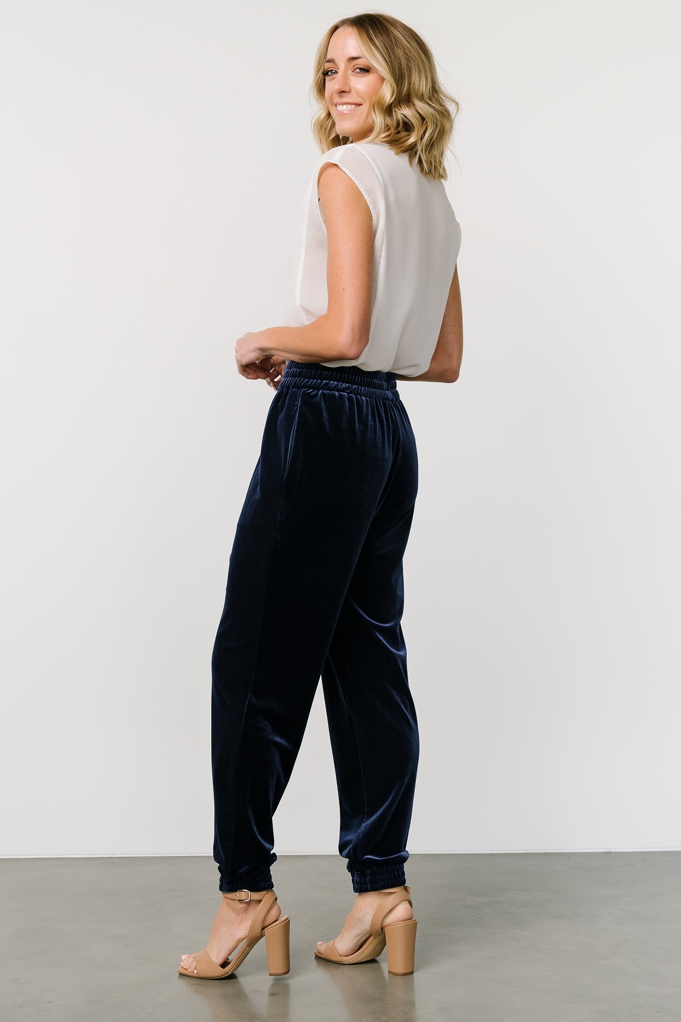 Archie Velvet Jogger Pants | Peacock