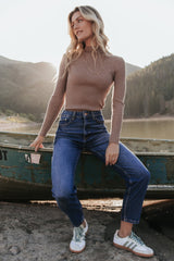 Ari Ribbed Long Sleeve Top | Mocha