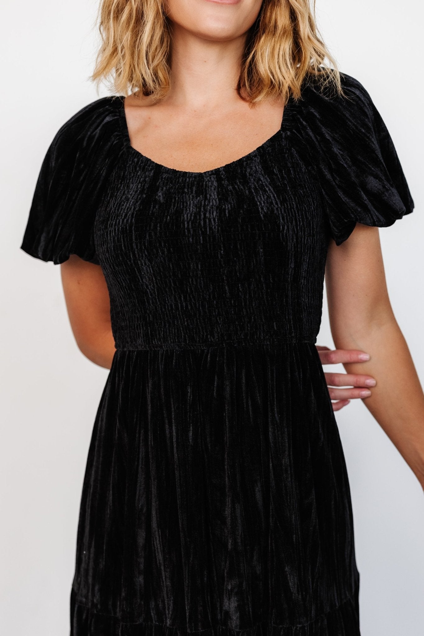 Colleen Velvet Maxi Dress | Black