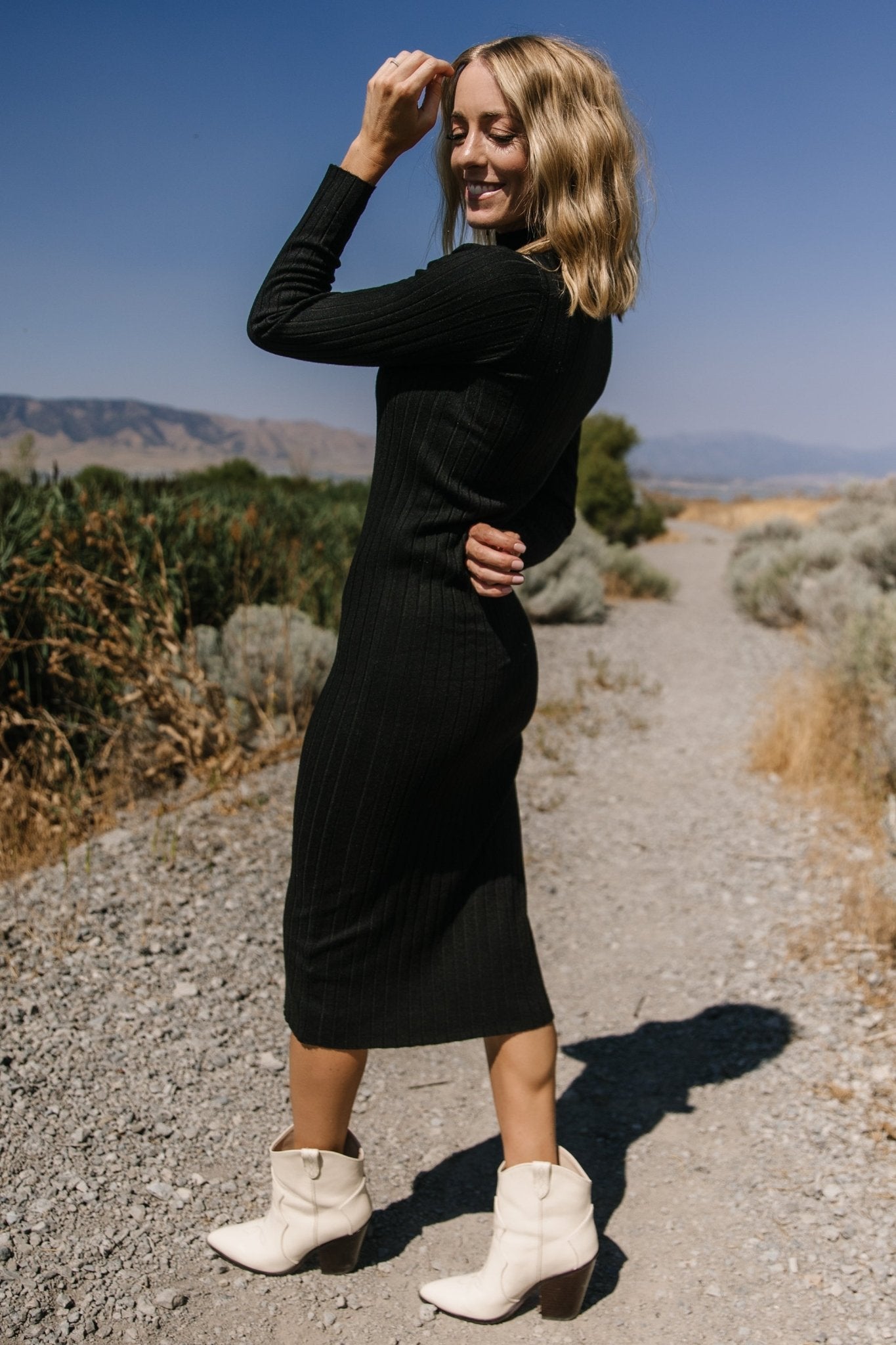 Jill Ribbed Midi Dress | Black