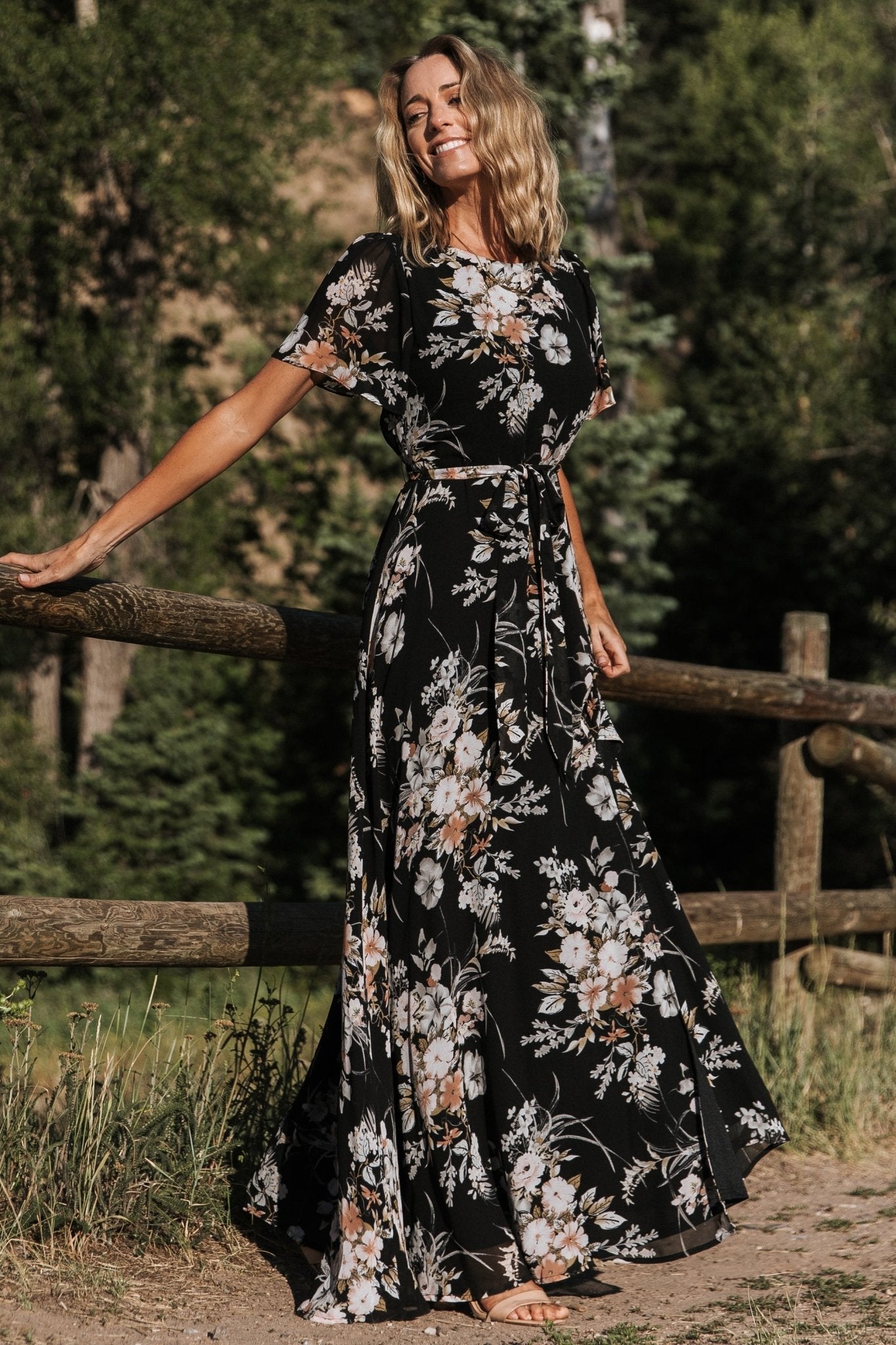 Naomi Short Sleeve Maxi Dress | Black Floral