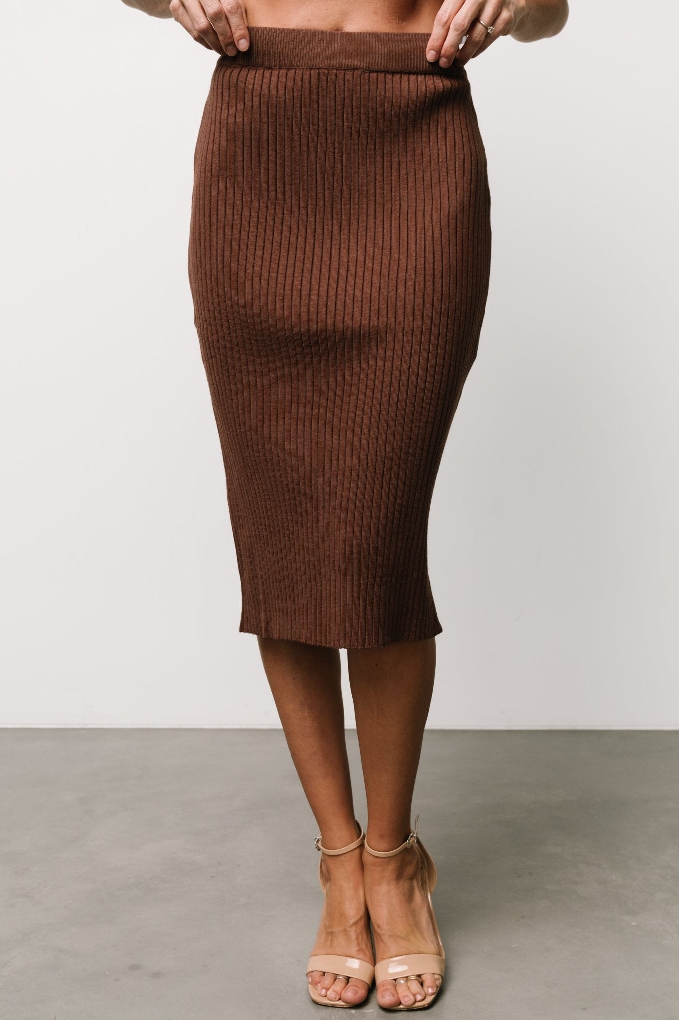 Stormi Ribbed Midi Skirt | Brown